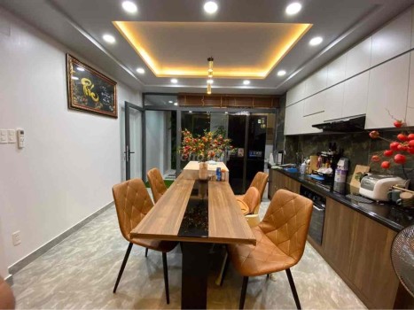 Bán nhà mặt tiền siêu VIP 126m2, Lê văn...