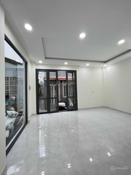 Nhà mới 100% Cầm Bá Thước, P. 7, PN 6x7m